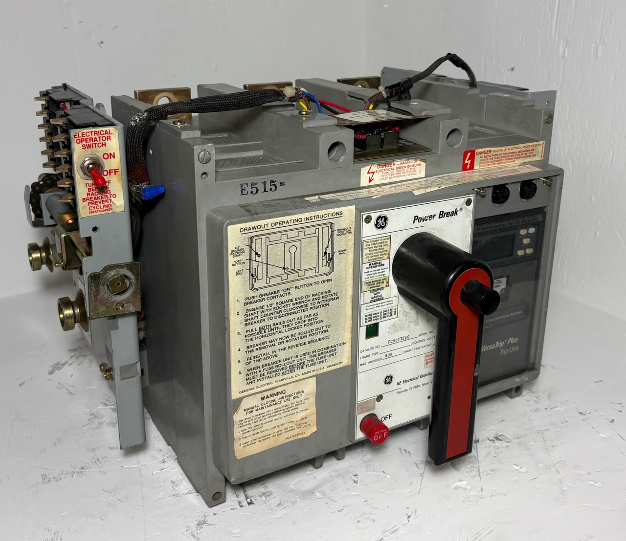 Image of GE TC88TTE1C 800A Power Break Drawout Circuit Breaker 800 Amp General Electric