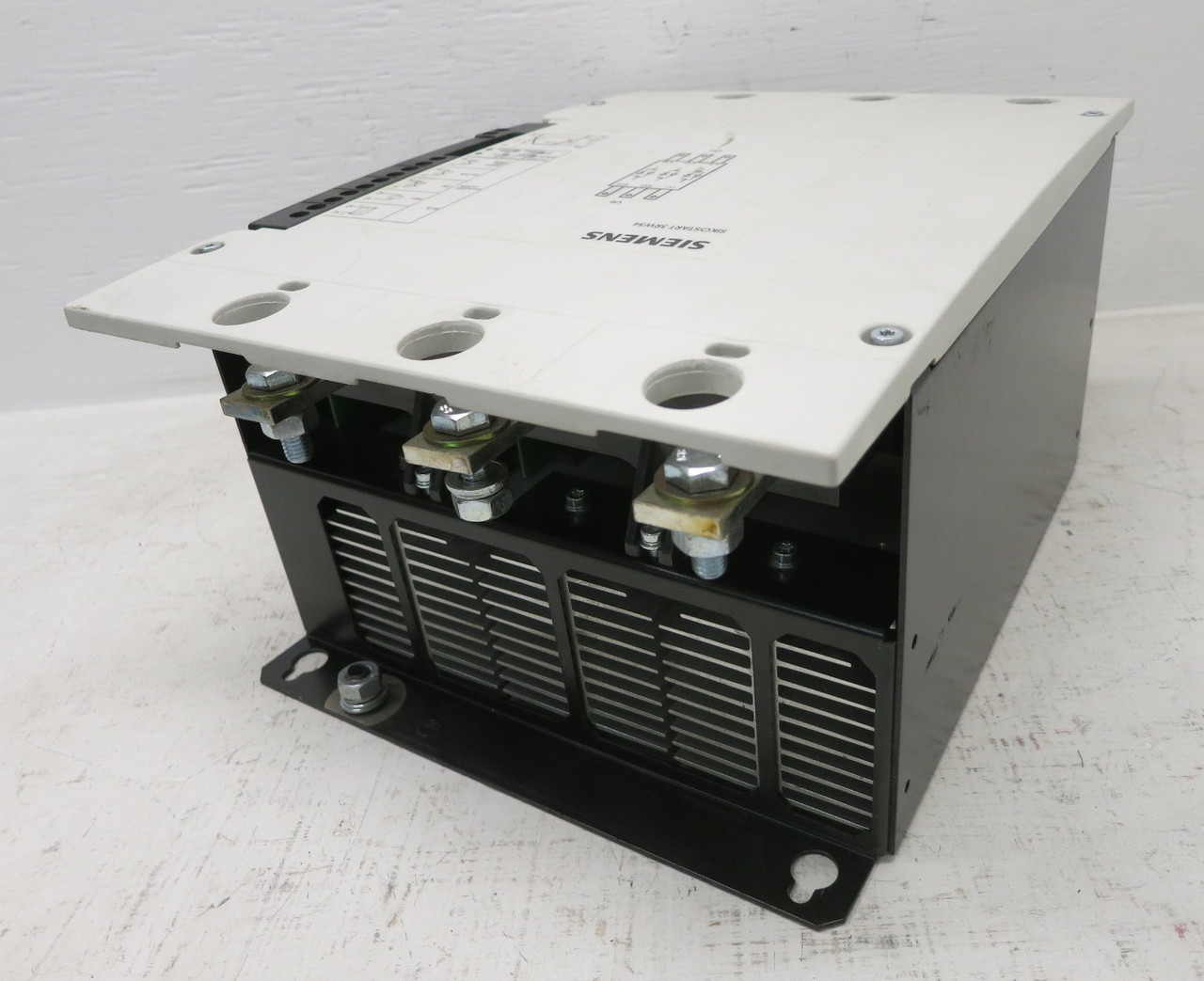 Siemens 3RW3466-0DC34 150 HP SikoStart 3RW34 Motor Controller Soft Start Nordic (DW8987-1)