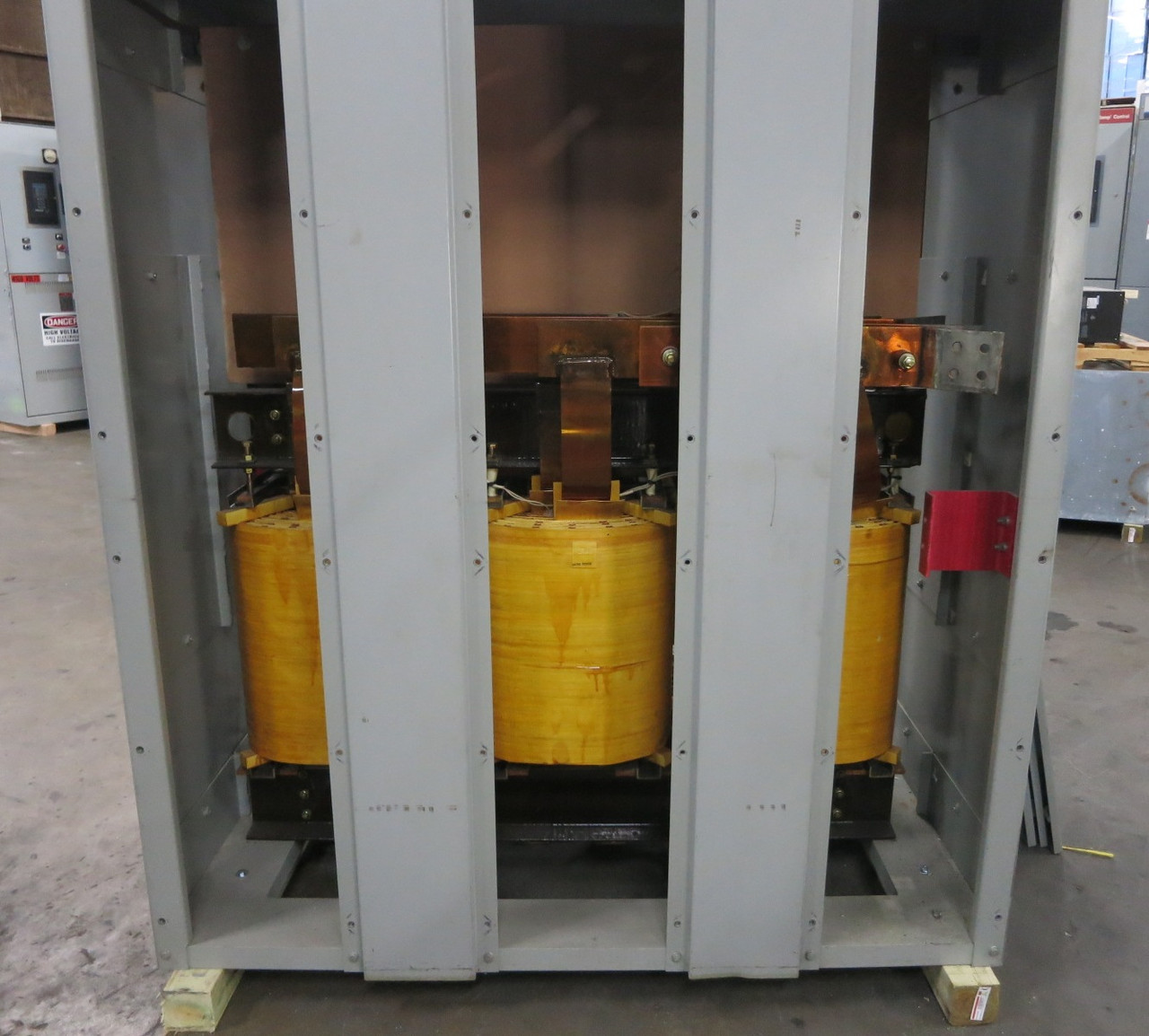 Hammond 660 kVA 4160 Delta to 460Y/266 V 3PH Transformer DGP K 4160V - 460V (DW8982-2)