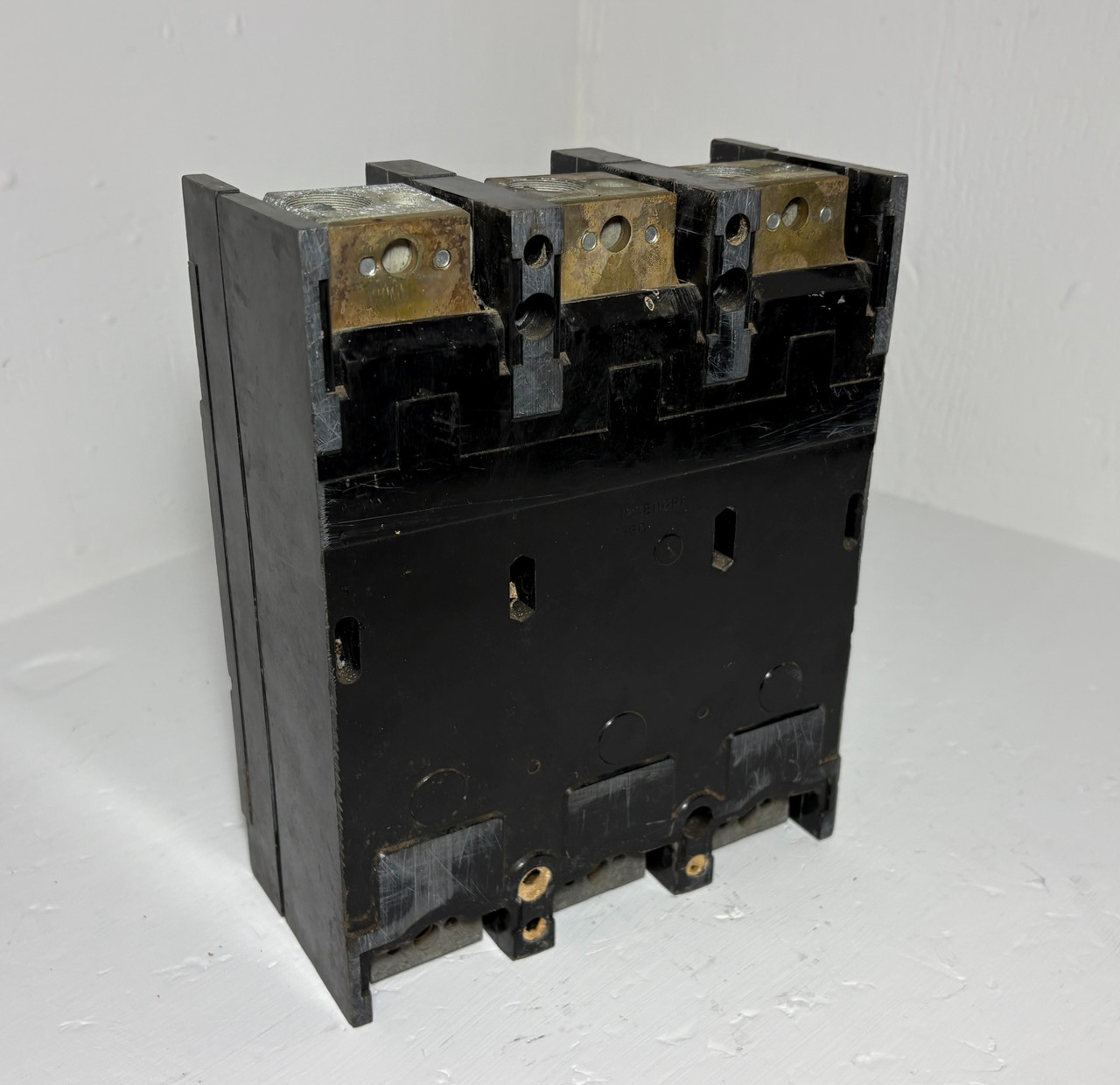 GE TJD432400 400A Circuit Breaker 240V 3P 400 Amp General Electric (EM6065-1)