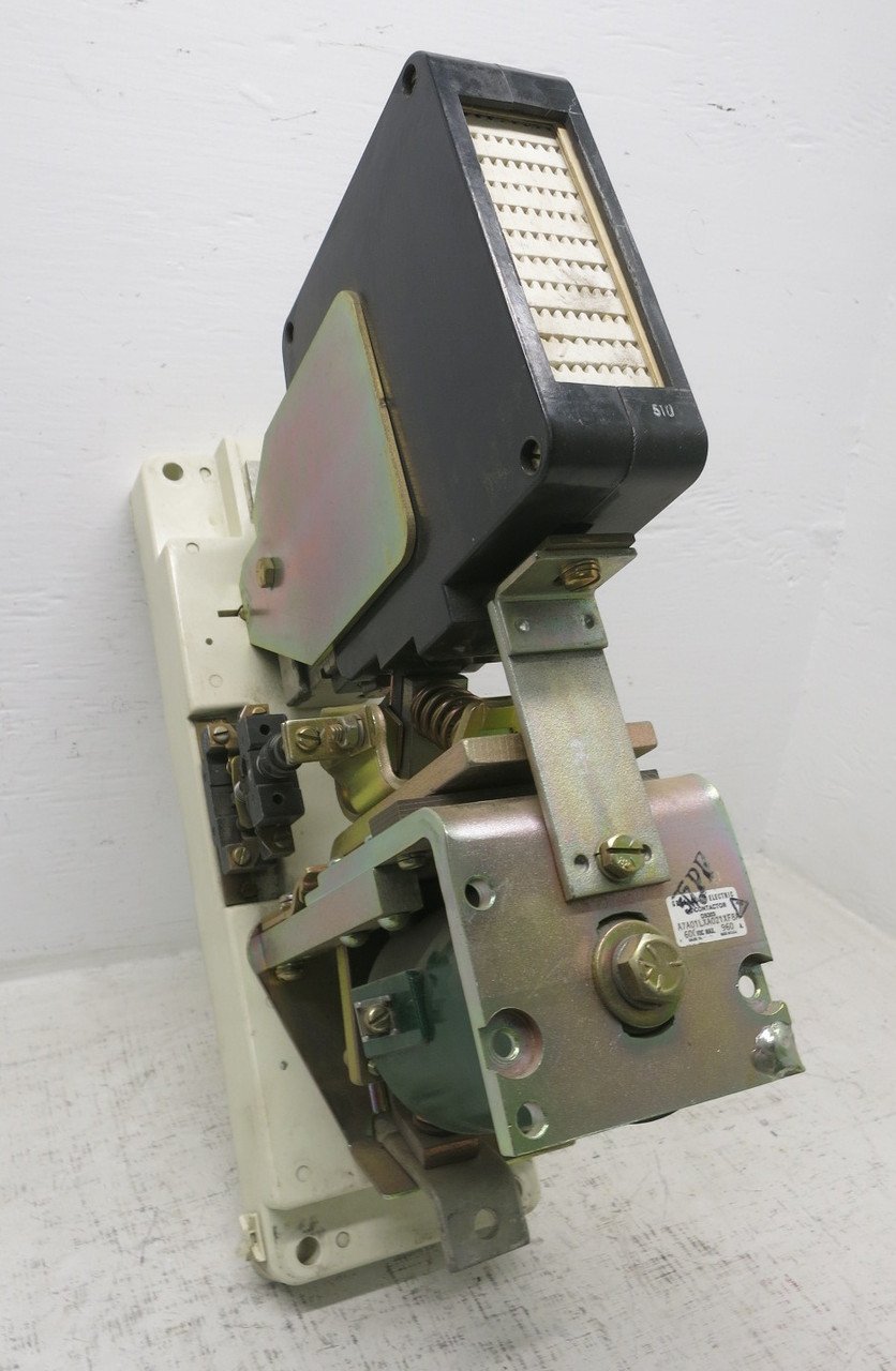 Image of GE DS303A7A01LXA021XF8A 960A DC Contactor 600V 100 VDC Coil 22D75G10A 960 Amp
