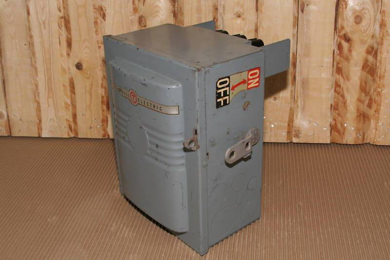 Trumbull General Electric DFG361 30 Amp 600V Busway Bus Plug Fusible GE DFG 361 (EBI4867-56)