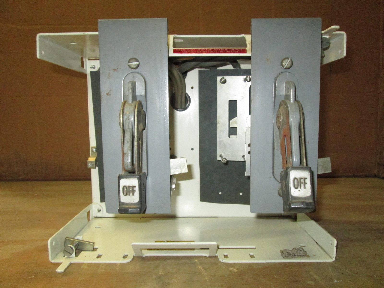 Cutler Hammer Eaton Unitrol F10 30 & 100 Amp Dual Breaker Feeder 12" MCC Bucket (EBI0887-6)
