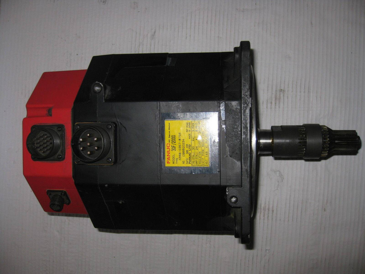 Fanuc A06B-0357-B756 2000 RPM AC Servo Motor 30F/2000 3P8P 148V A06B0357B756 (EBI1331-5)