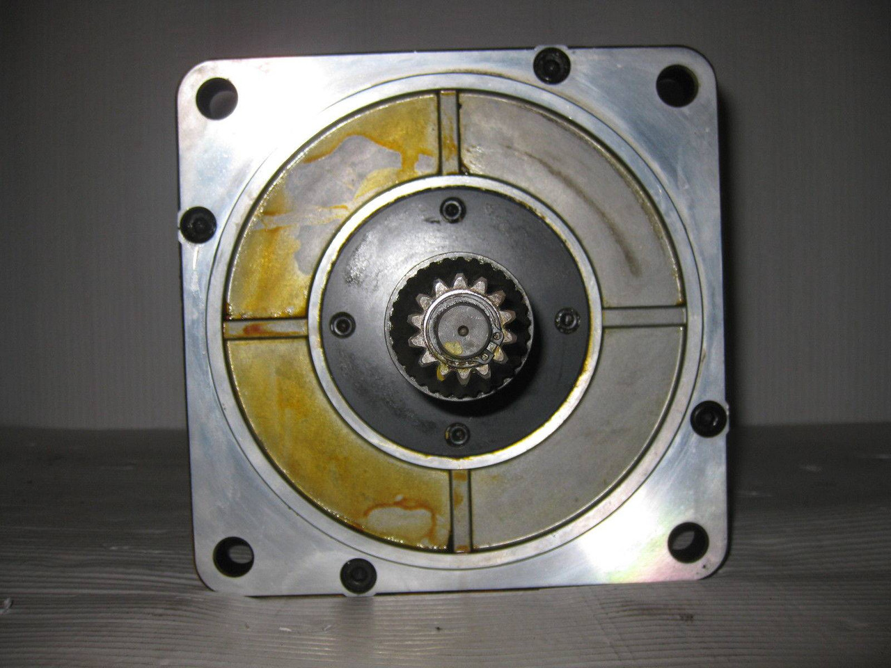 Fanuc A06B-0357-B756 2000 RPM AC Servo Motor 30F/2000 3P8P 148V A06B0357B756 (EBI1331-5)