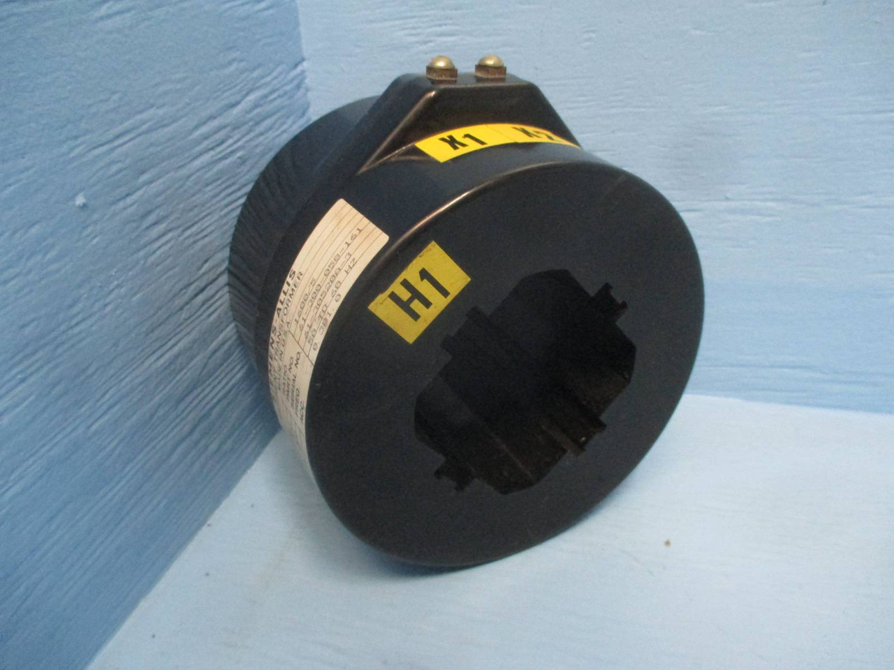 Image of Siemens Allis 61-300-058-161 Type RD-110 Current Transformer Ratio 1600:5A CT