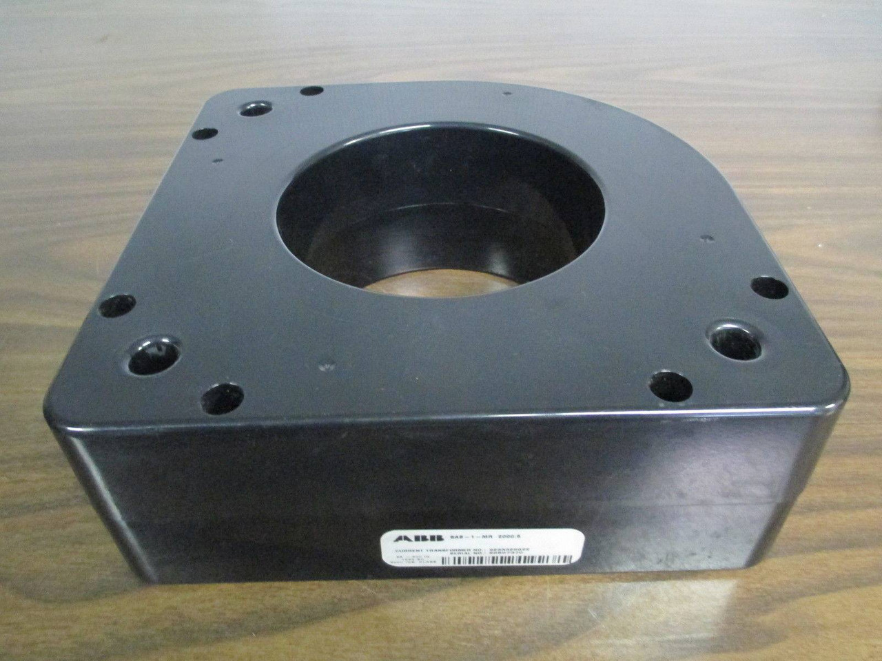 ABB SAB-1-MR Current Transformer Ratio 600:5 A 600V 10kV 923A329G20 SAB1MR CT (EBI0118-4)