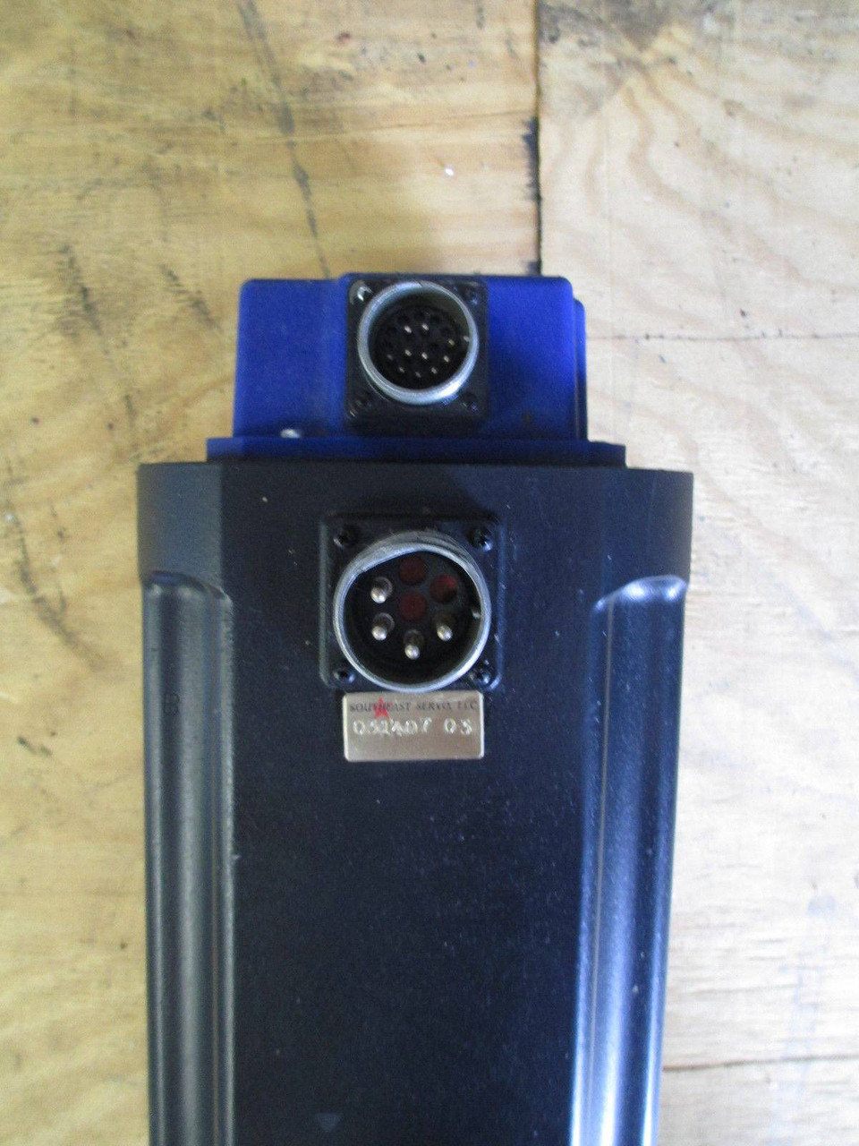 Kollmorgen MT704B2-91A1-001 3000 RPM GoldLine Servo Motor  230 Volts 29.9 Amps (EBI2655-1)