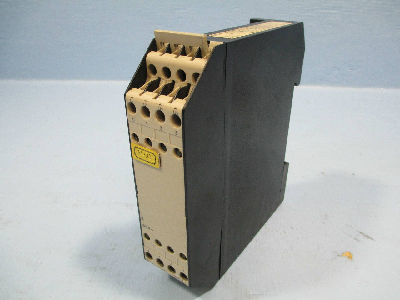 Siemens Simatic PLC S5-110 6ES5 417-7AA21 Relay Module S5110 6ES5417-7AA21 (EBI3941-21)
