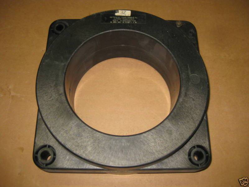 IT CT 0144D2684P005 Current Transformer Ratio 300:5 A (EBI2503-2)