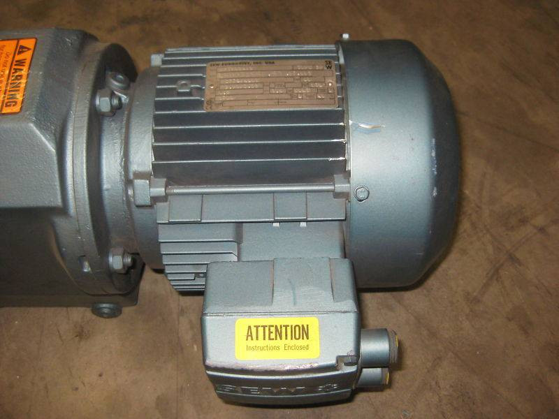 Sew Eurodrive KA76SDT 1 HP Ratio:118.4 Gear Reducer NEW (EBI3635-1)