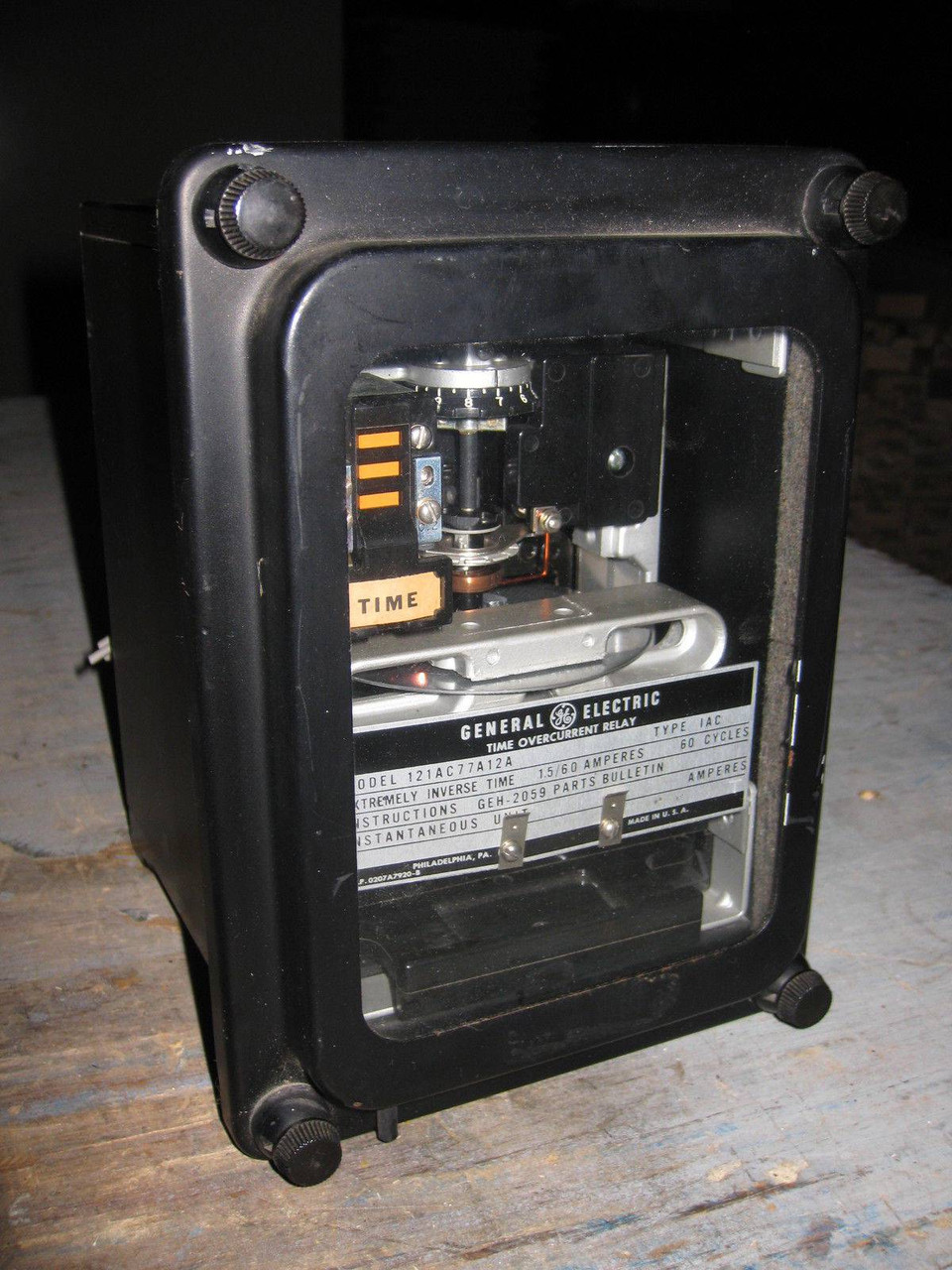 GE 12IAC77A12A Time Overcurrent Relay Inverse 60Hz 1.5-6Amp General Electric IAC (EBI1676-7)