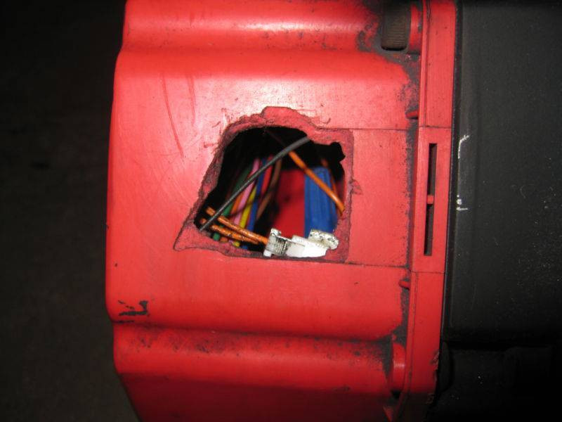 Fanuc A06B-0501-B756 AC Servo Motor 2000 rpm Model 10 Plug Terminal Flaw (EBI1334-1)