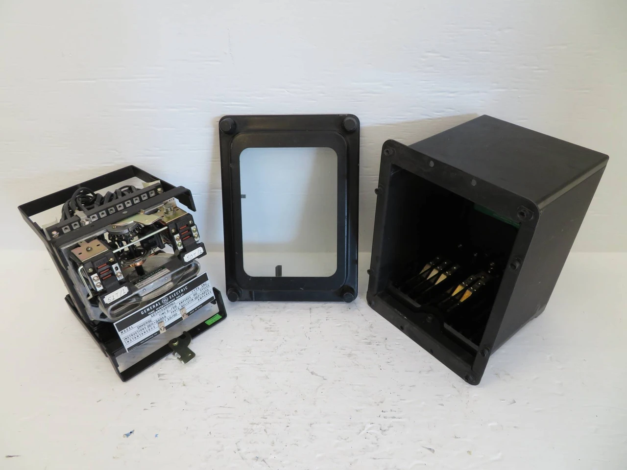 Image of General Electric 12IAC51B806A Time Overcurrent Relay Inverse 2-16A GE IAC51B806A