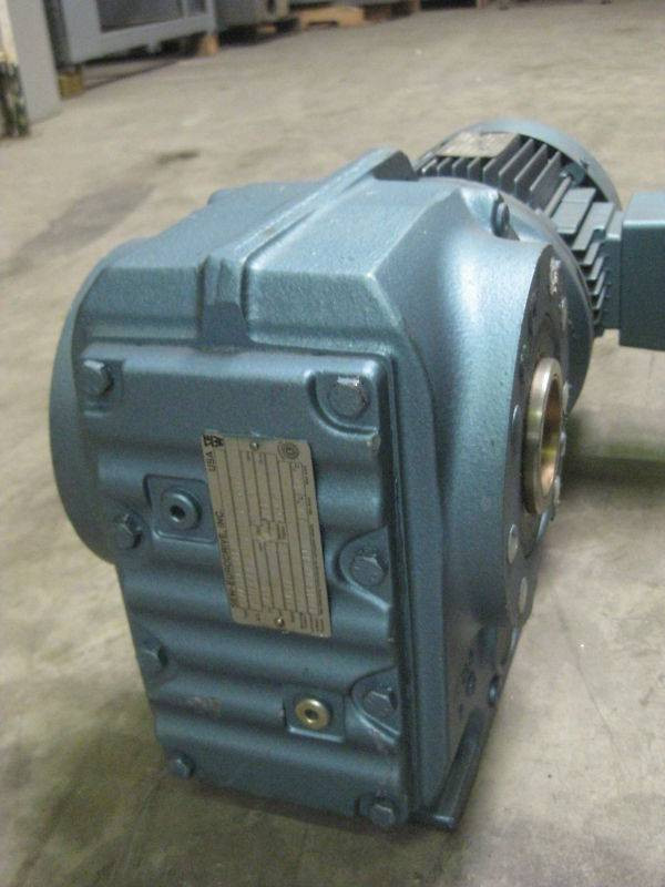 Sew Eurodrive KH77DT90 1.5 HP Ratio:113.56 Gear Reducer (EBI3639-1)