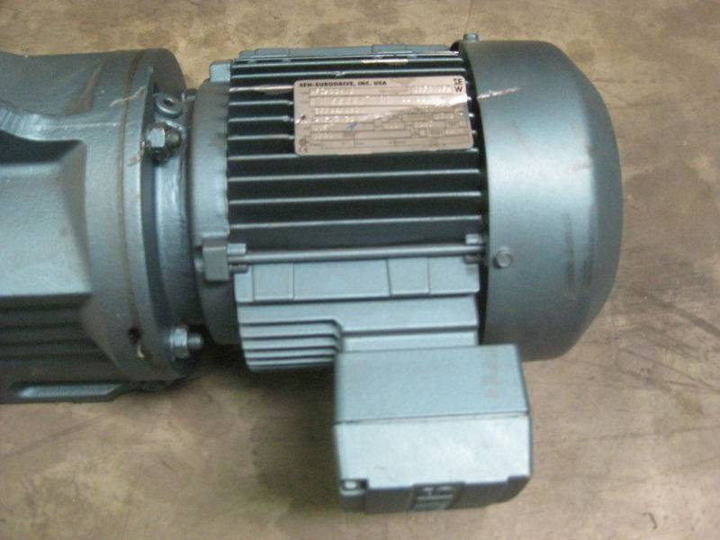 Sew Eurodrive KH77DT90 1.5 HP Ratio:113.56 Gear Reducer (EBI3639-1)