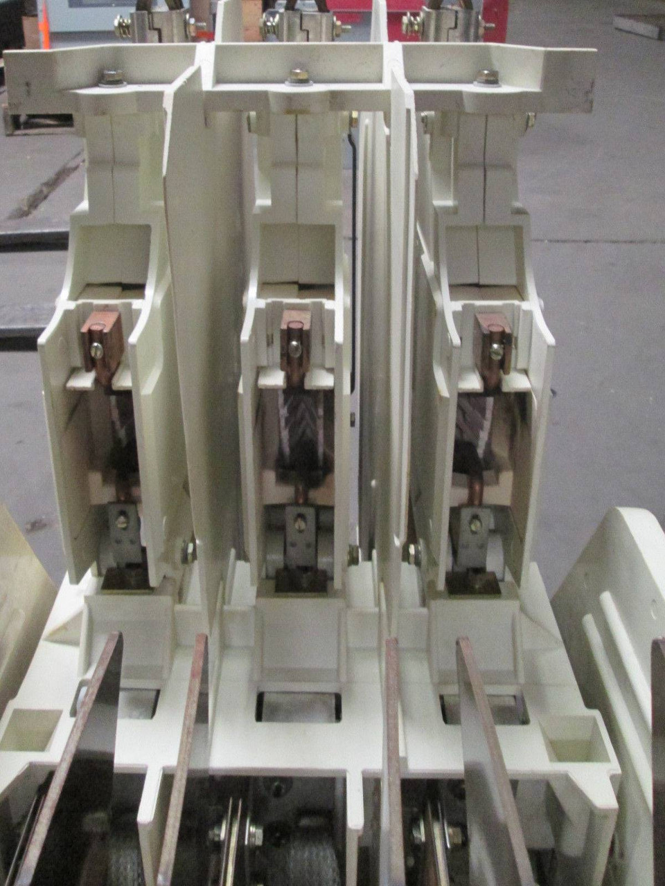 GE IC302-DB4AB2A312AA2A 400A 4800V AC Contactor LimitAmp 0583X0431R01 400 Amp (EBI1968-1)