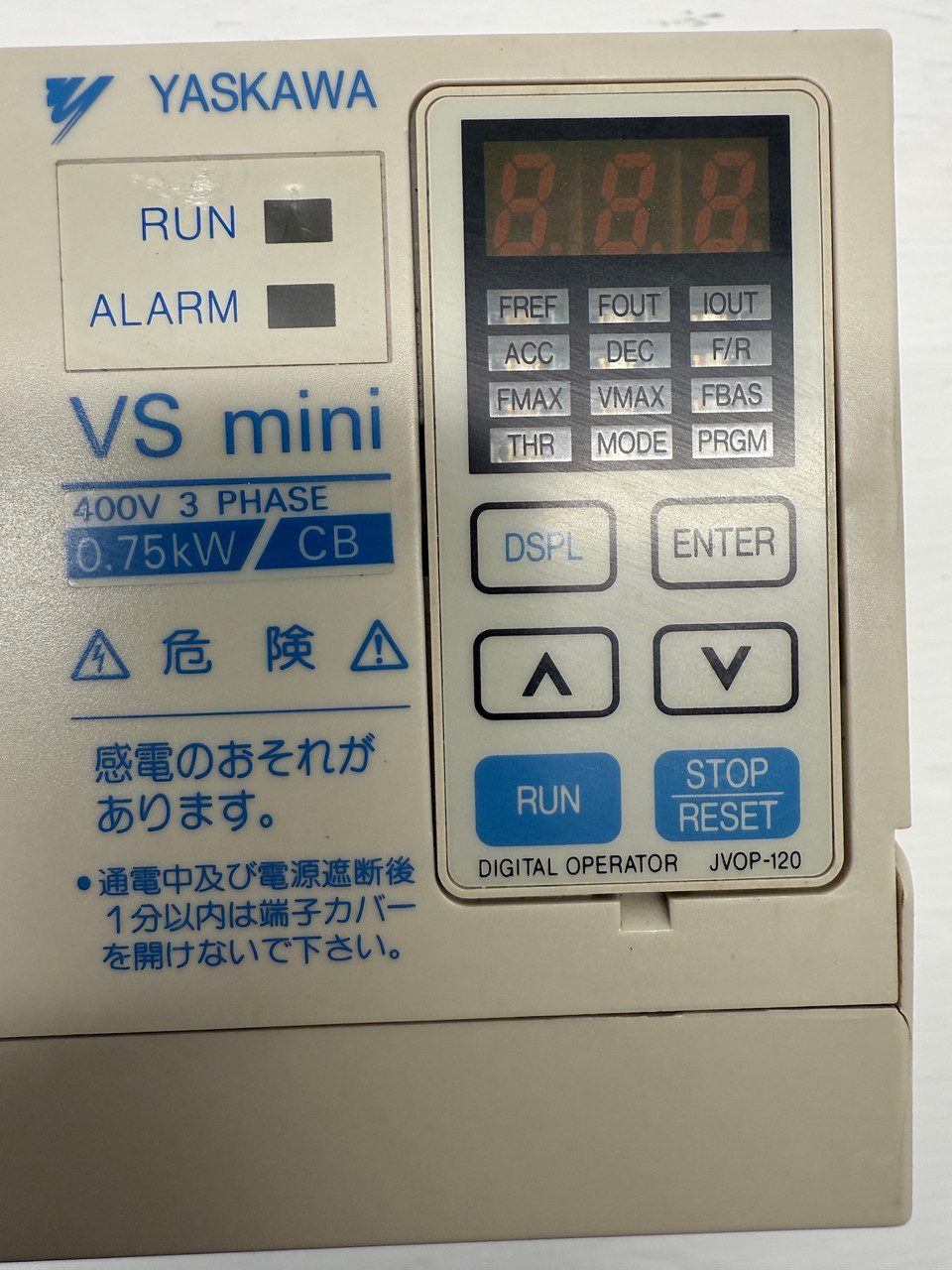 Yaskawa CIMR-XCBA40P7 2.6kVA 3.4A 1 HP VS Mini CIMRXCBA40P7 (EBI5369-8)