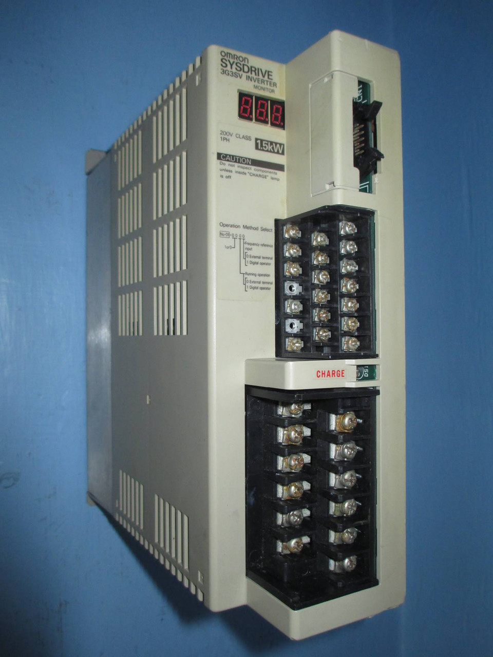 Omron Sysdrive 3G3SV AC Inverter Drive CIMR-PBEB1PST 1.5 KW 200V Yaskawa B1P5T0B (NP0006-1)