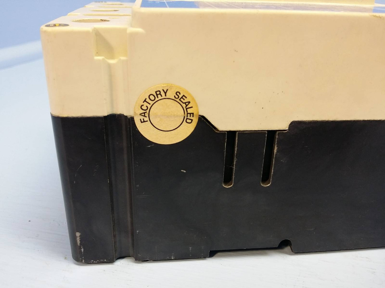 Cutler Hammer FW3063L 63 Amp 50-63A Breaker 690V Glossy FW3063 63A Westinghouse (EM0027-2)