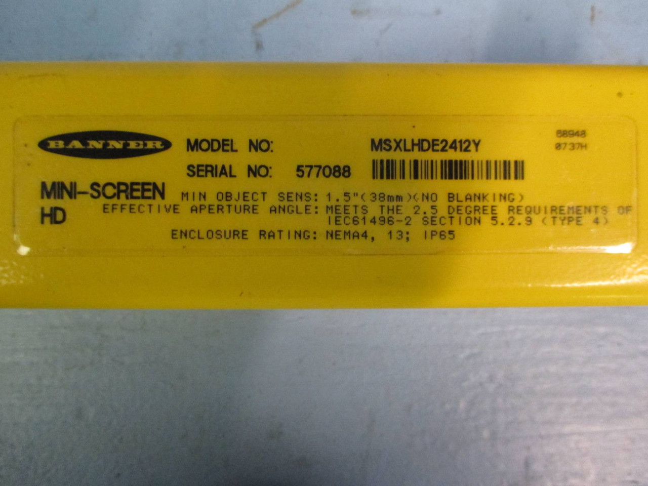 Banner MSXLHDE2412Y 24" E Heavy Duty MS Long Range Mini-Screen 24 inch (TK0035-5)