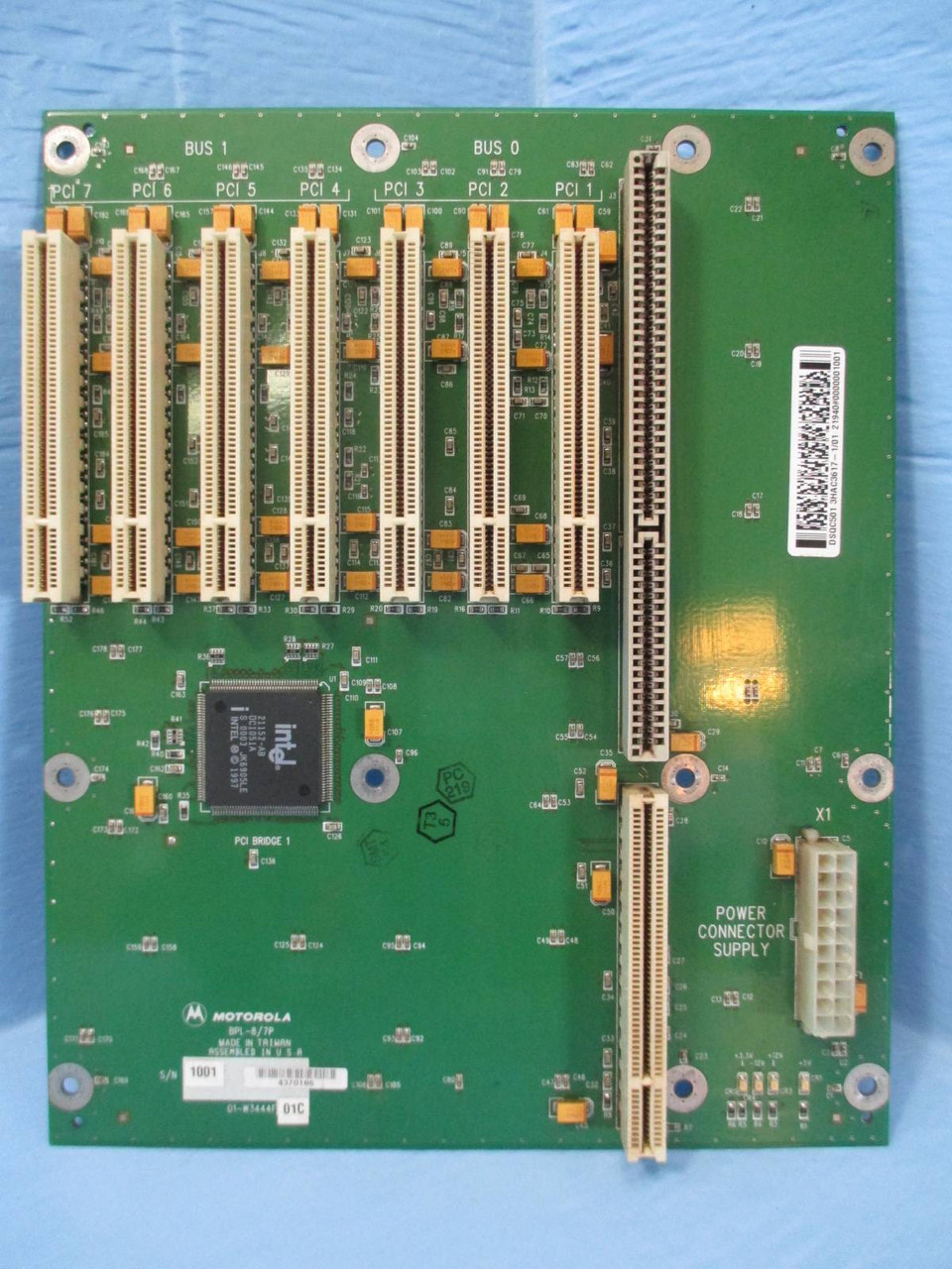 Image of ABB DSQC501 3HAC3617-1/01 Robot Controller PLC Backplane Board DSQC 501