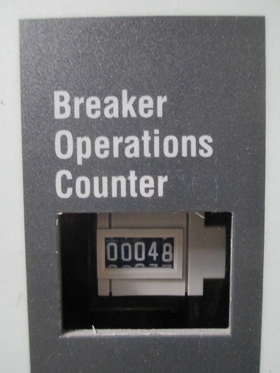 Cutler Hammer VCP-WR 1200 Amp 15kV Vacuum Circuit Breaker AM-13.8-VR-500 240V 5 (NP0061-1)