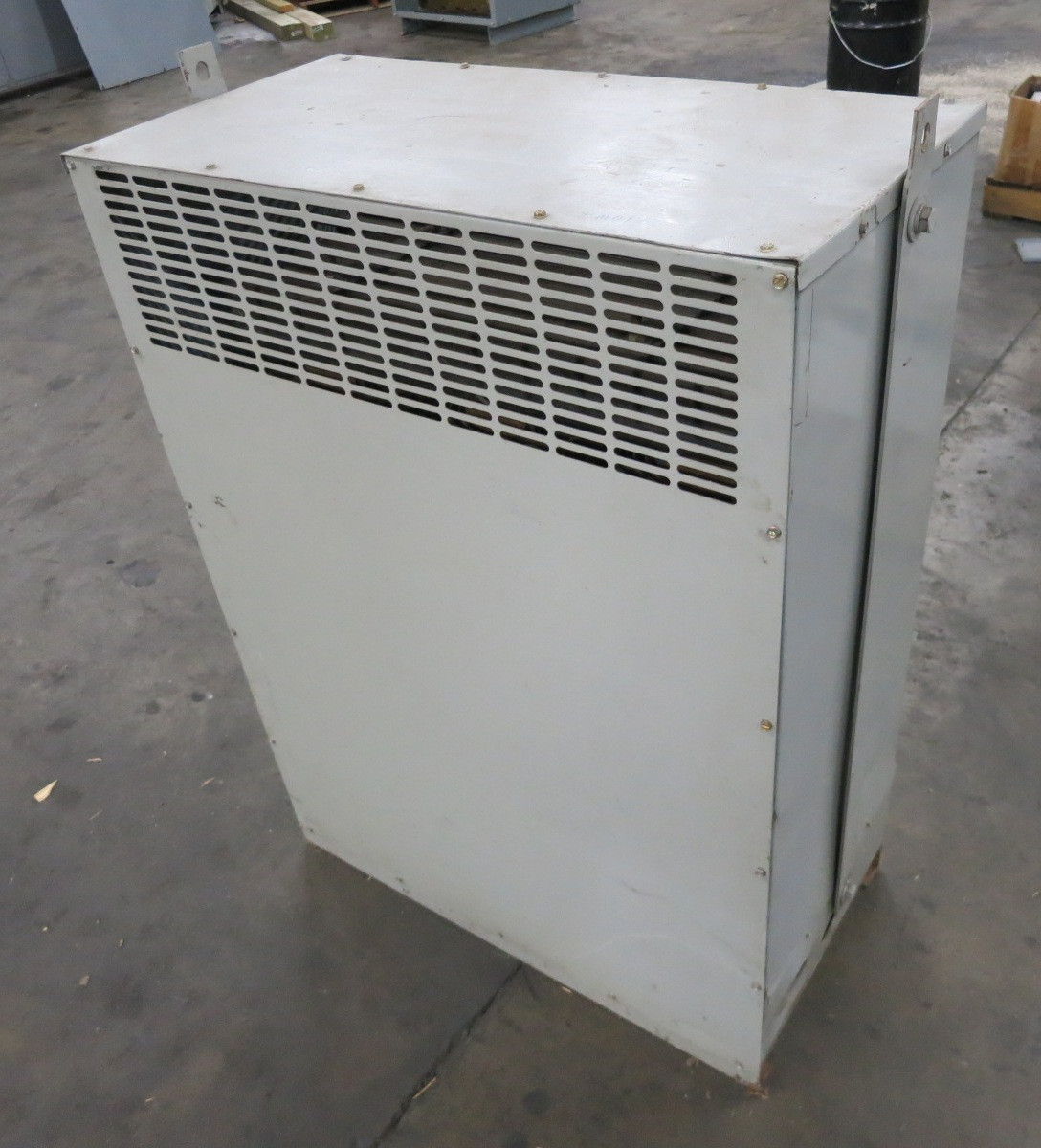 FPE 112.5 kVA 480 Delta to 208Y / 120 Volts 3 Phase Dry Type Transformer 208 Y V (PM0129-1)