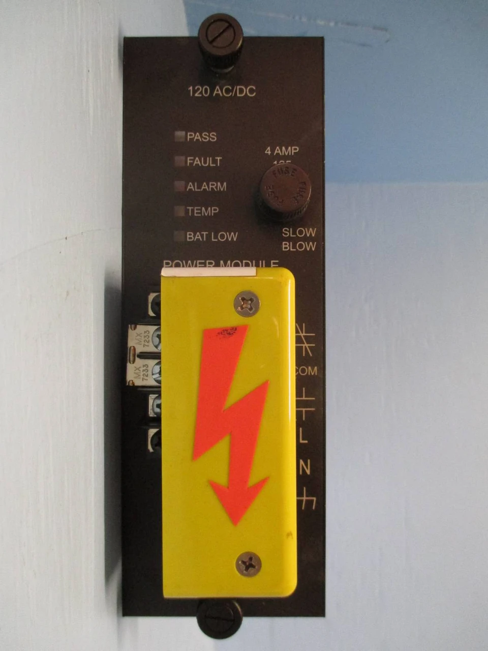 Triconex 8300 Power Supply Module 120 AC/DC PLC ASSY 7400127-001 8300A (PM0137-3)