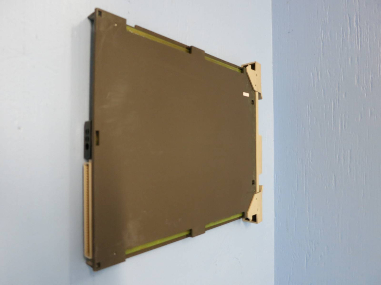 Honeywell 51304487-100 Digital Output HDW G FW F 51304486 Rev B PLC D/O Measurex (PM0161-12)