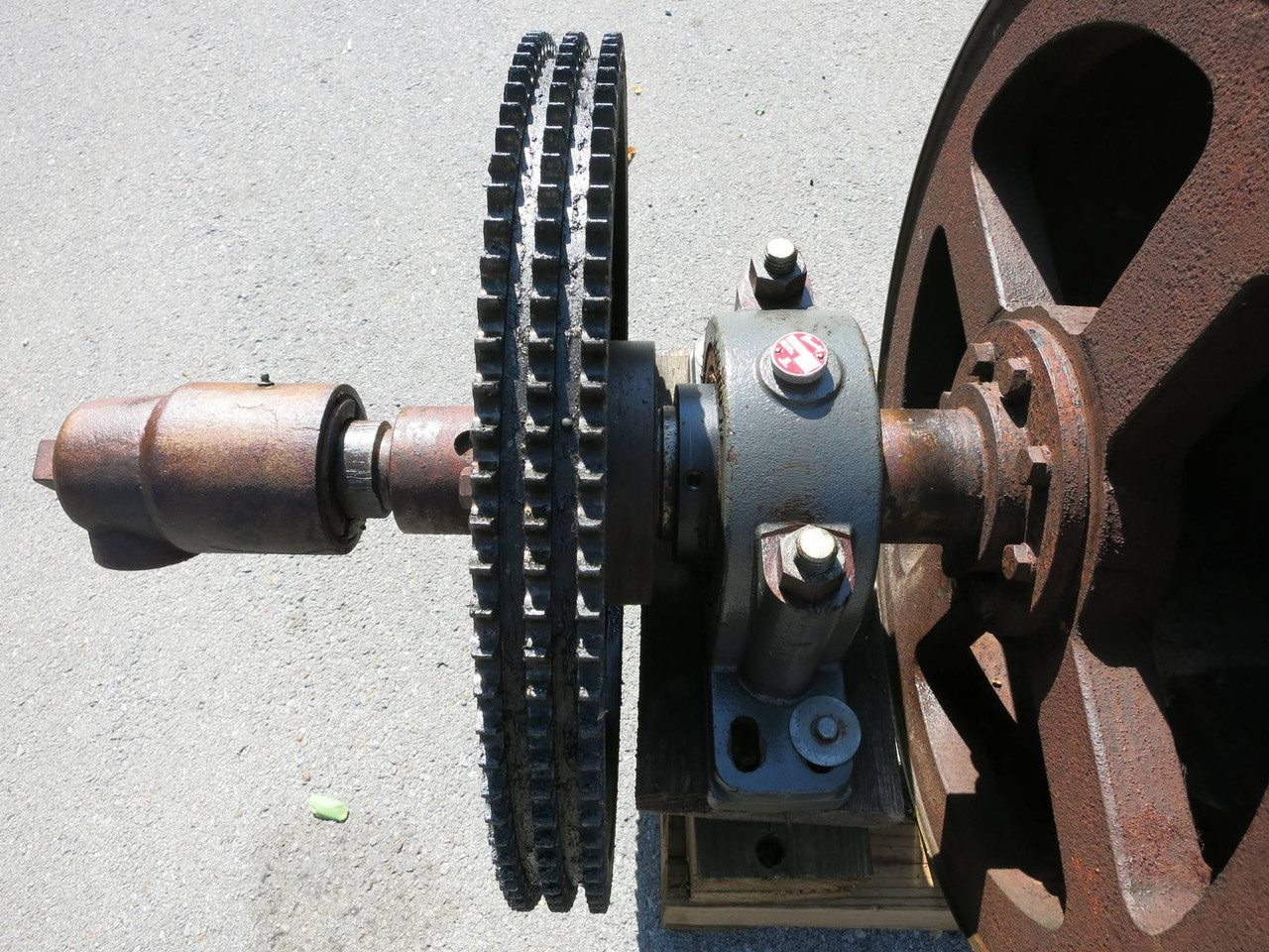 Dry/Chill Roll Chrome Plated - Diameter:30" Roll Length:100" Shaft:136" Chromium (PM0225-1)