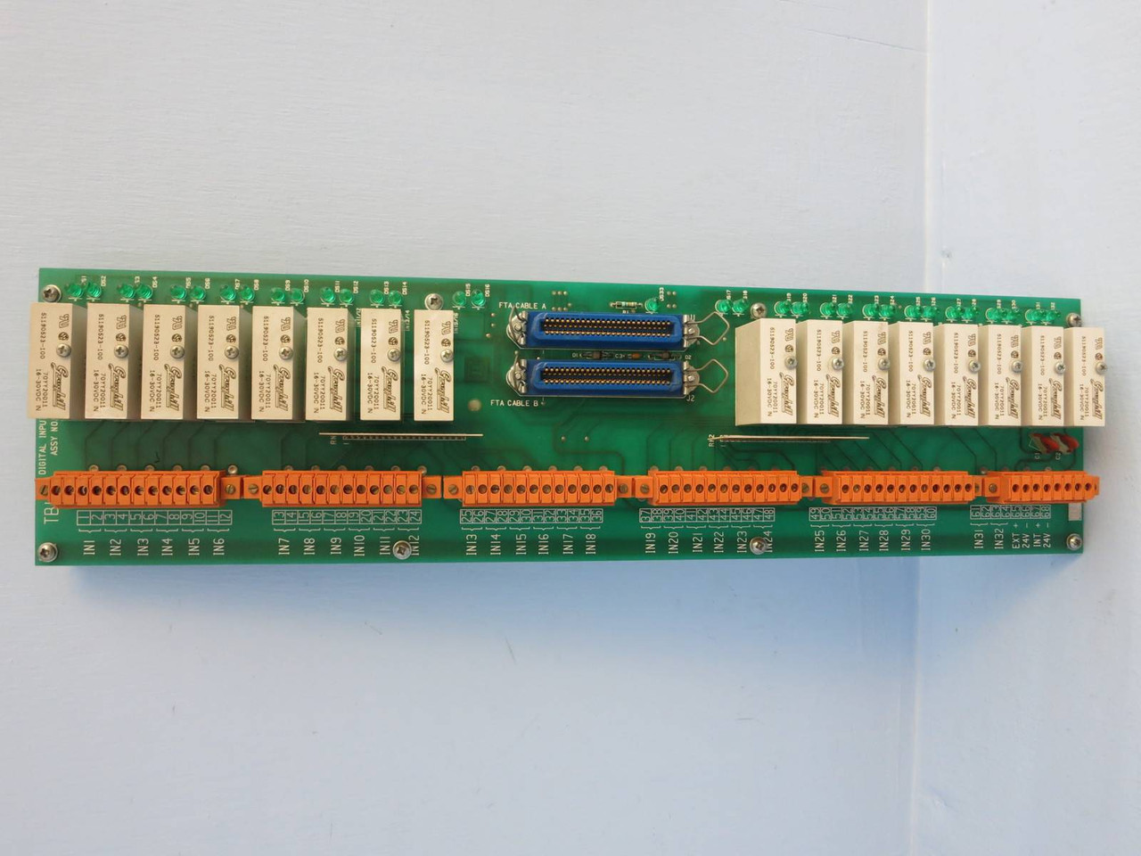 Image of Honeywell 51304441-100 C Digital Input 24VDC 32PT MU-TDID12 51304440-100 A PLC