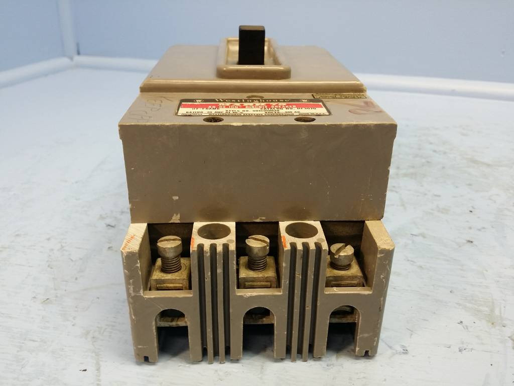 Westinghouse HF3070 70 Amp De-Ion Circuit Breaker Mark 75 Cutler Hammer 70A flaw (EM0270-1)