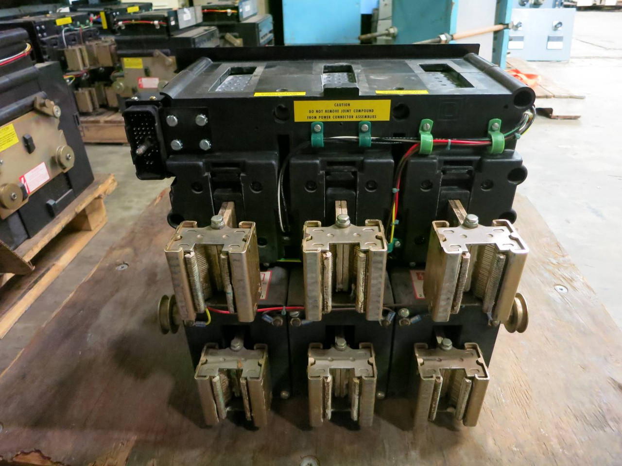 Square D SEMG04 LSG SS Trip 800A Frame 400A Sensor w 300A RP Breaker SED36400 SE (PM0445-3)