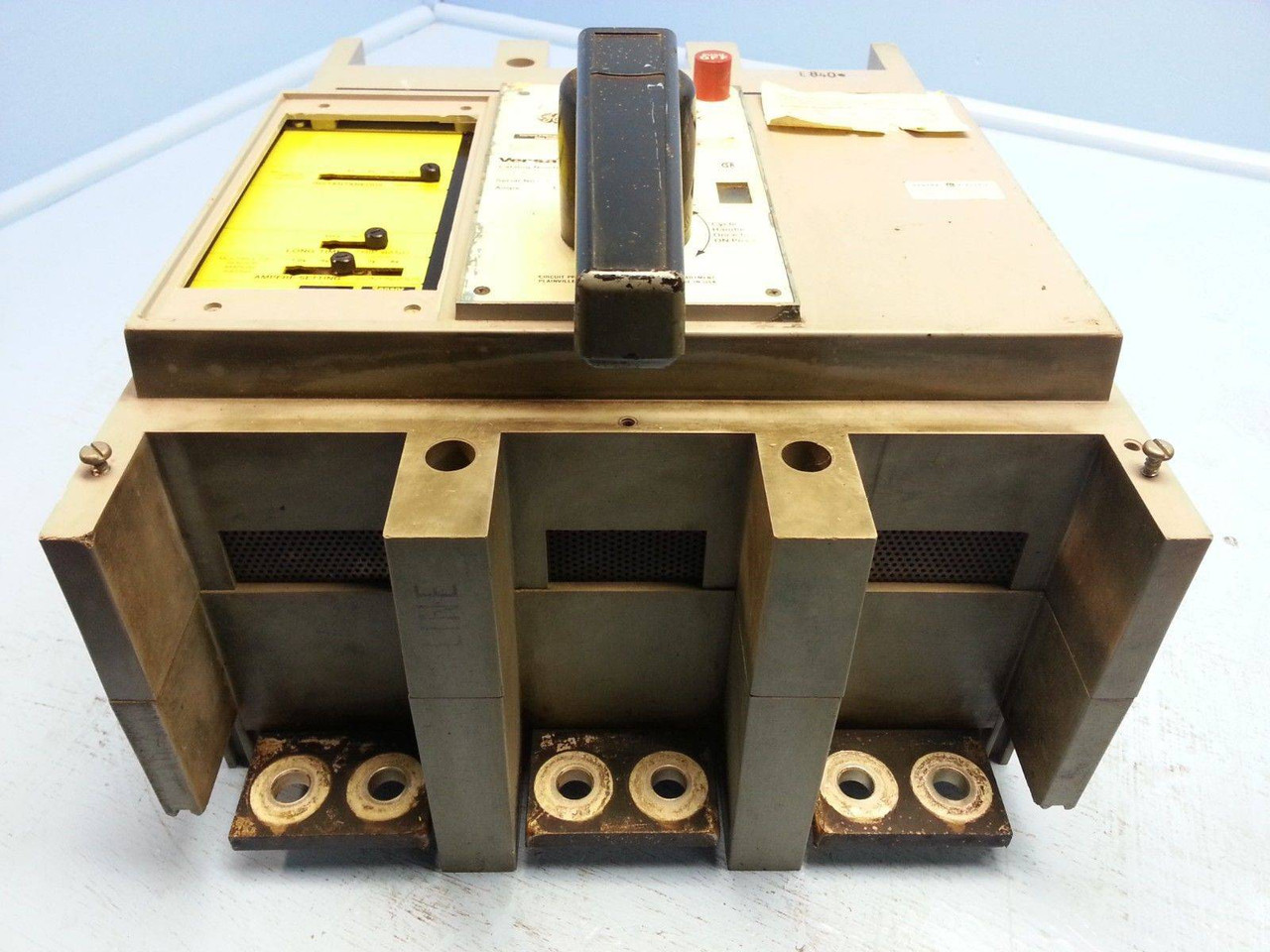 General Electric TPSS5616B 1600A Power Break Circuit Breaker TPSS5616 1600 Amp (EBI1923-1)