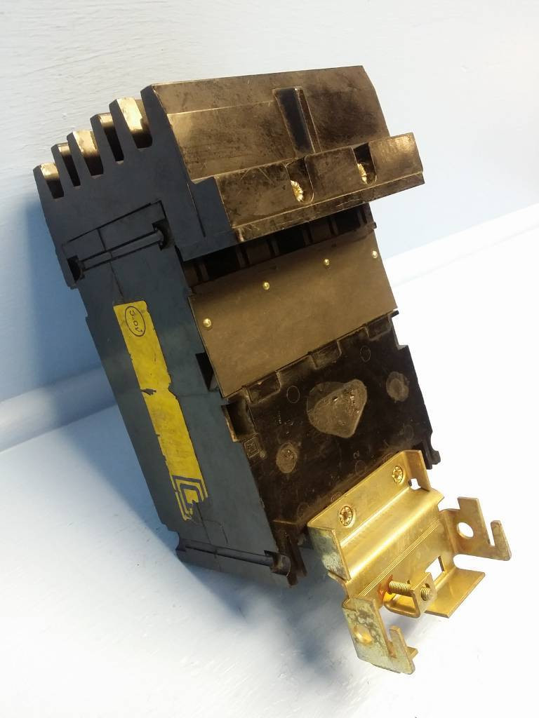 Square D I-Line FA26020BC 20A Circuit Breaker Black 2 Pole 480/600V FA 20 Amp (EM0362-1)