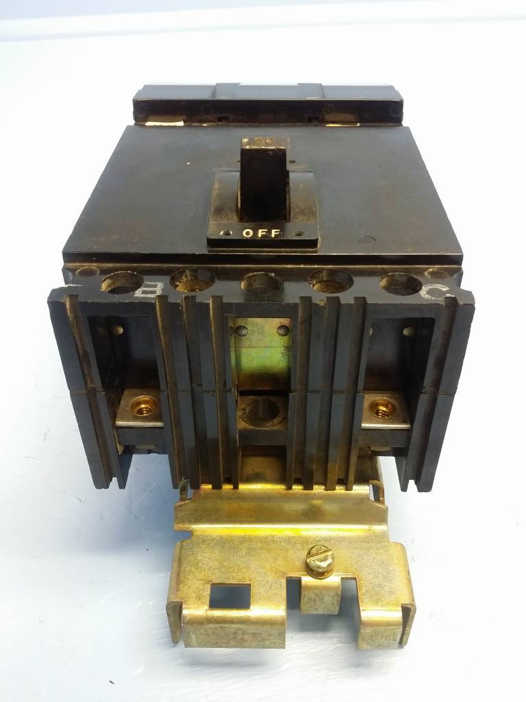 Square D I-Line FA26020BC 20A Circuit Breaker Black 2 Pole 480/600V FA 20 Amp (EM0362-1)