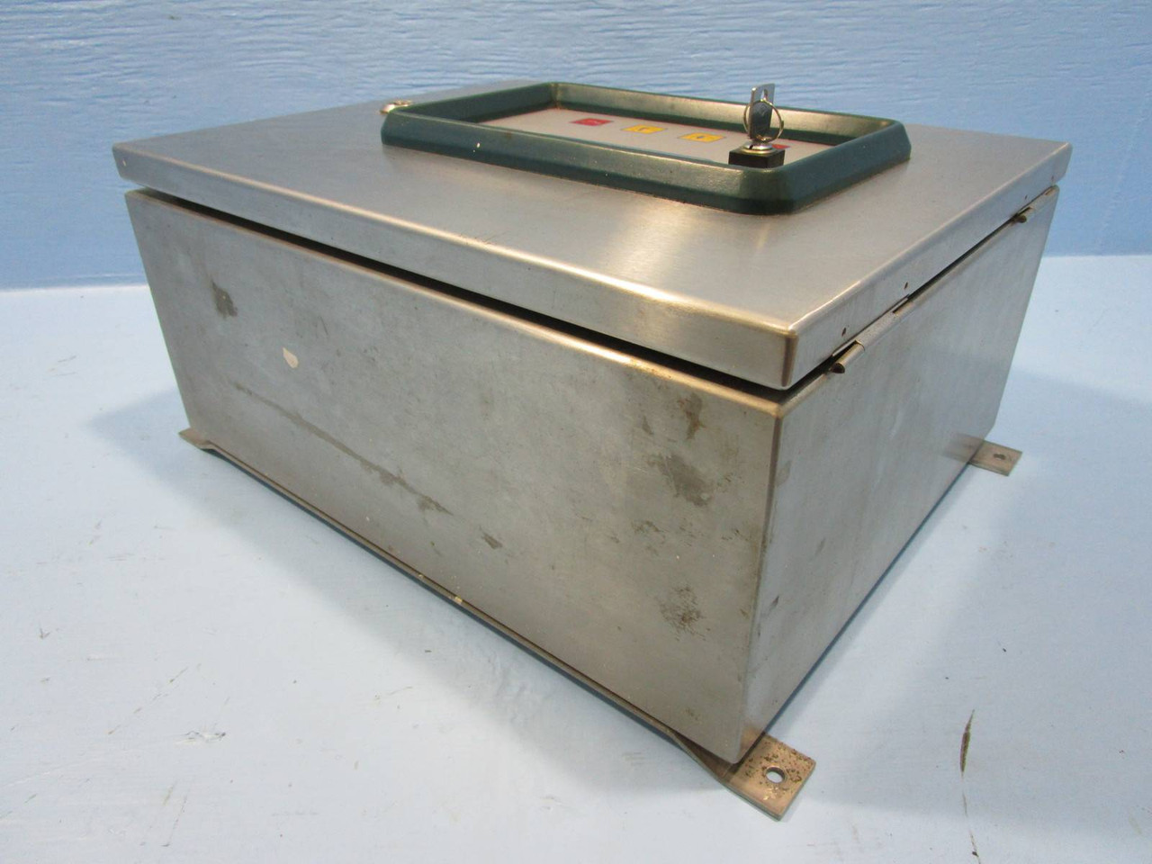 Orbisphere Laboratories Analyzer 3600/330.E Oxygen Controller Ozone Analyser (NP0251-2)