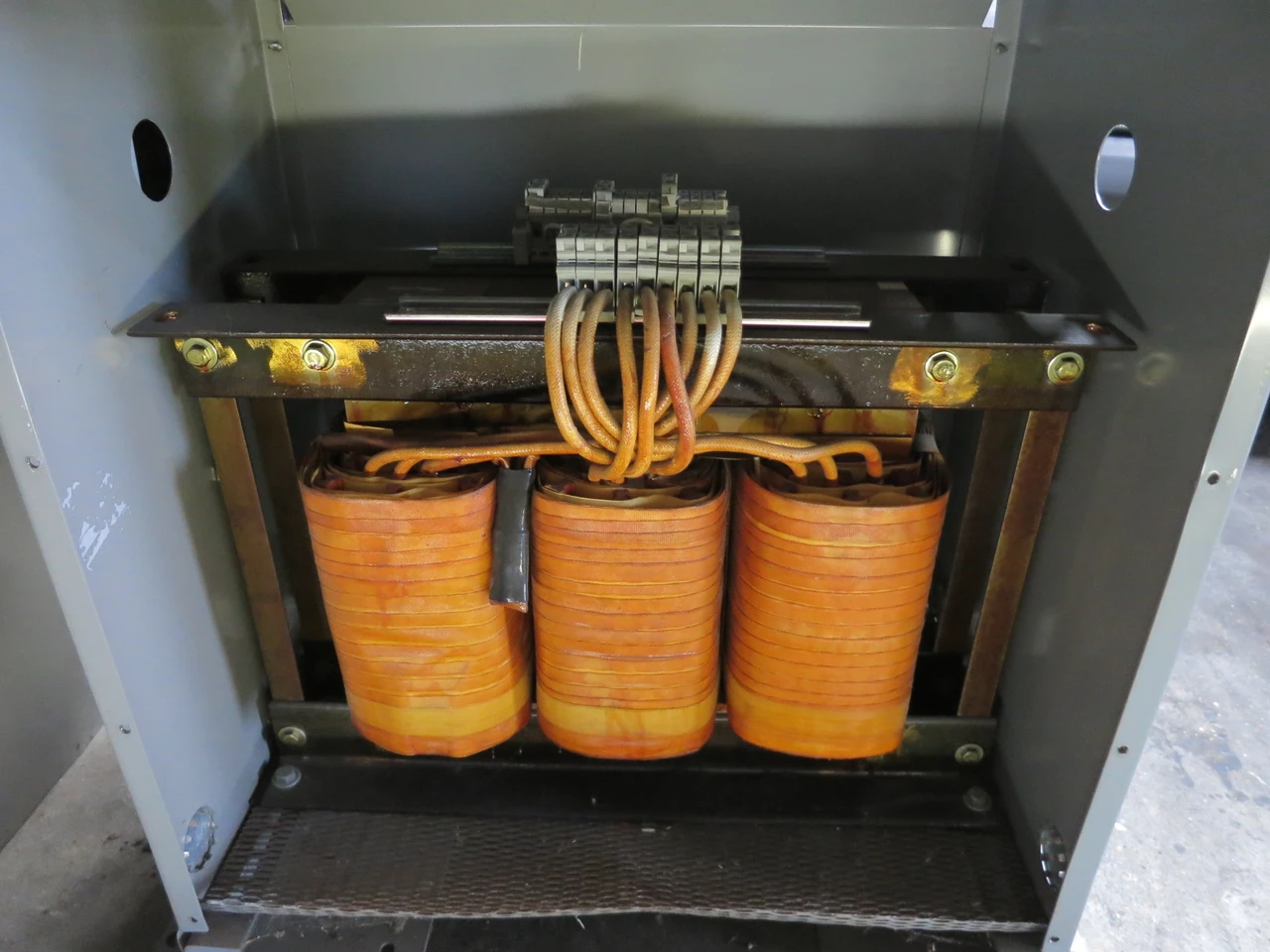 Marelco 23 kVA 230/460 Delta - 230Y V 3PH Transformer TE-300/58-3 M-5739E 460V (PM0490-2)