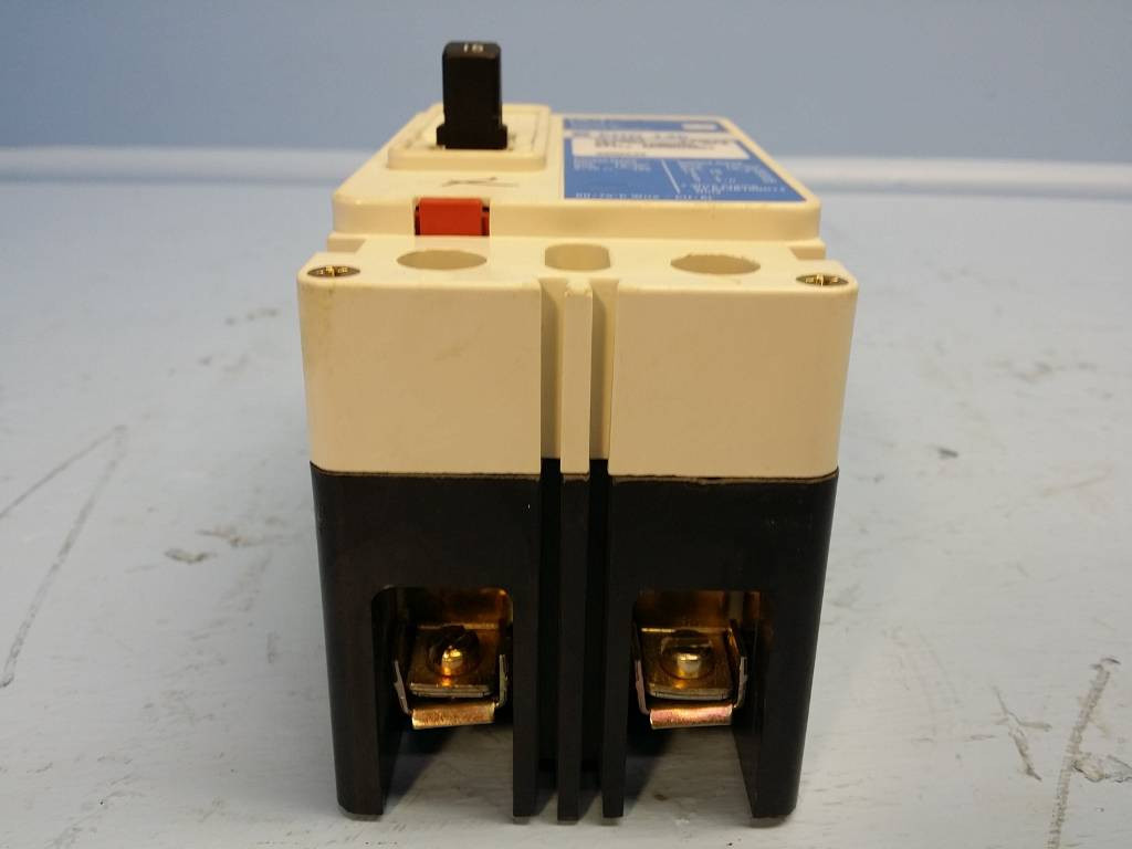 Cutler Hammer EHD2015L 15 Amp Circuit Breaker Glossy 2P EHD2015 Westinghouse 15A (EM0465-1)