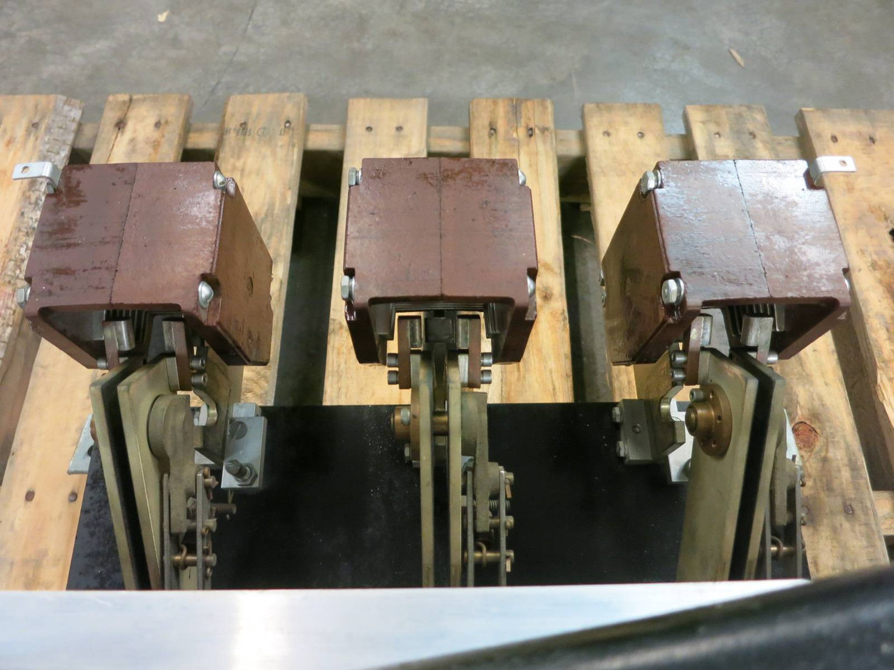 Pringle QA-0833 800 Amps 480 Volts Contact Switch QA0833 800 Amp A M-49499 (PM0673-1)