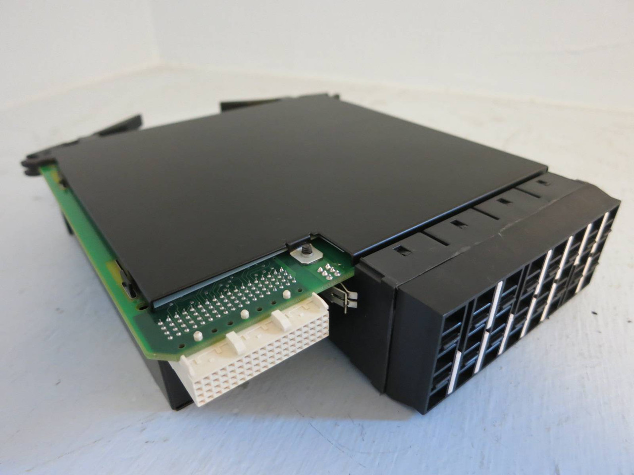 GE Multilin UR6NH Digital I/O 6N 4 Form-A Outputs 8 Digital Inputs 12A0-0006-C6 (PM0705-22)