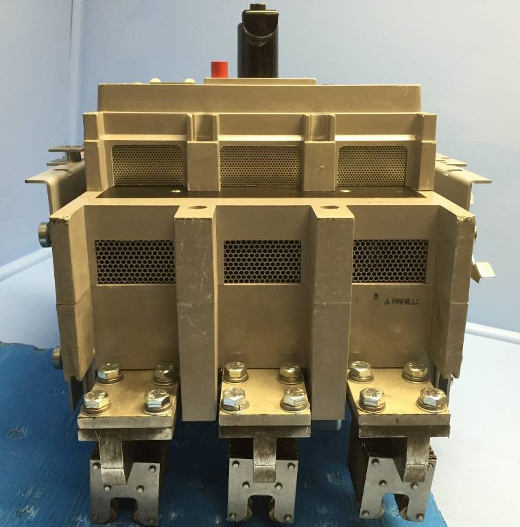 GE TC2020SSE1 2000A Power Break Breaker 2000 Amp General Electric 3P LSI TC2020 (EM0573-1)