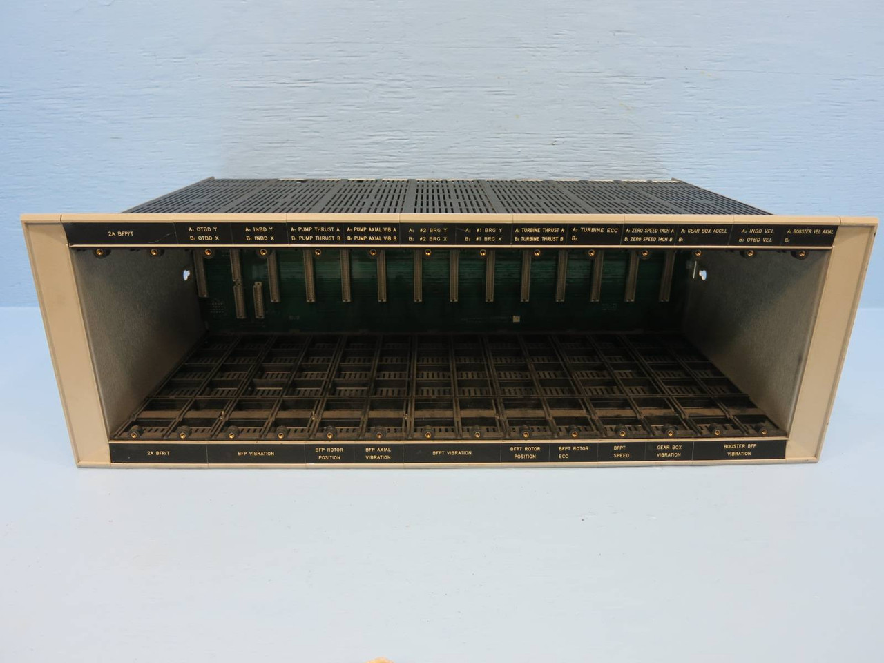 Image of Bently Nevada 3300/05-26-00-00 12 Slot Rack/Chassis PWB87862-01 E PWA87860-01 D