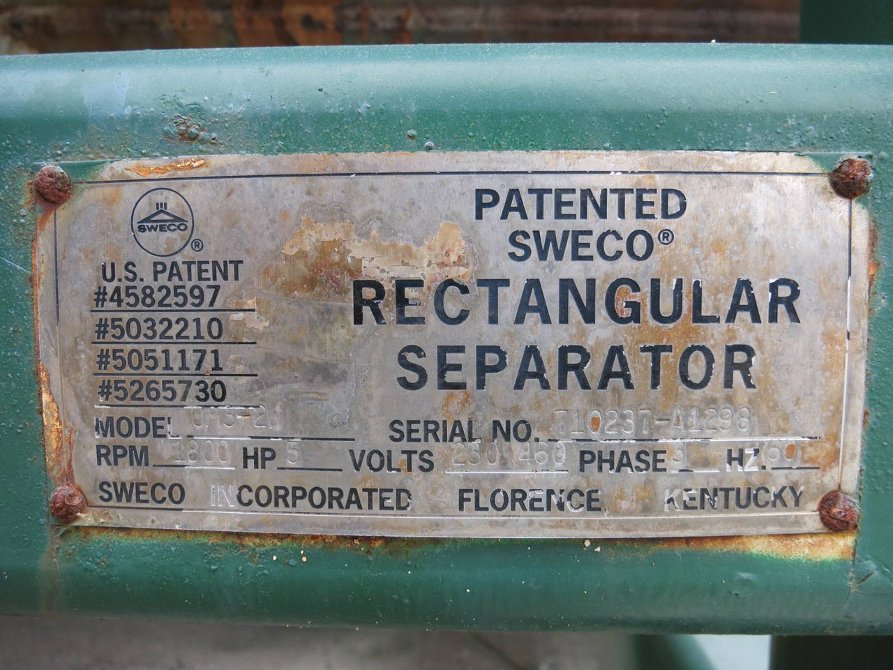 Sweco 100"x 44" UM3-2W Double Deck Stainless Vibratory Screen Vibrating Screener (PM0765-1)