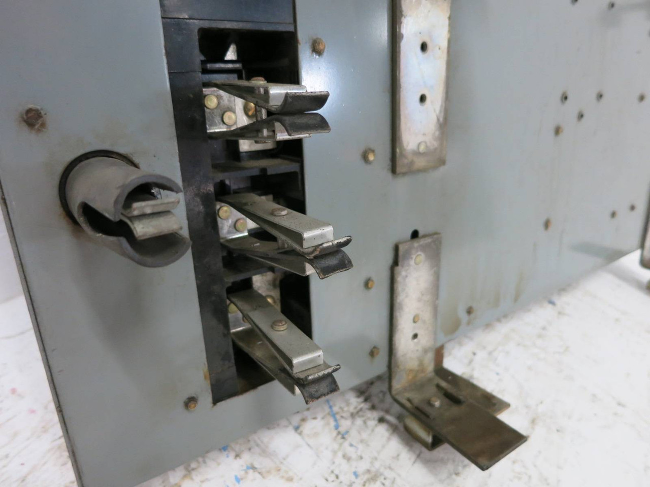 Westinghouse BPIN-A226AEAAN 15A Breaker/18A 5 Pole Contactor Busplug 47-E-2533 (PM0821-24)