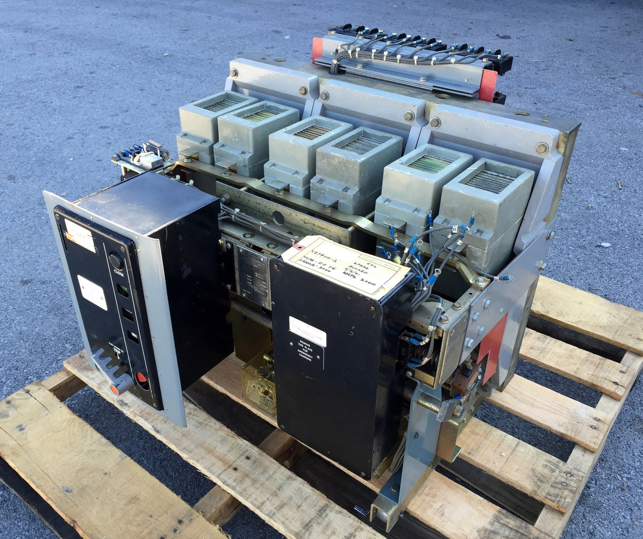 FPE Federal Pacific FP75-3000 3000 Amp Air Power Circuit Breaker FP-75 DO 3000A (EM0635-1)