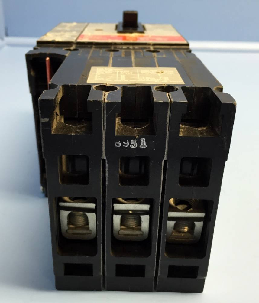 Siemens I-T-E CED63B070 70A Circuit Breaker w/ Shunt S01ED60 CED6 ITE 70 Amp (EM0647-2)