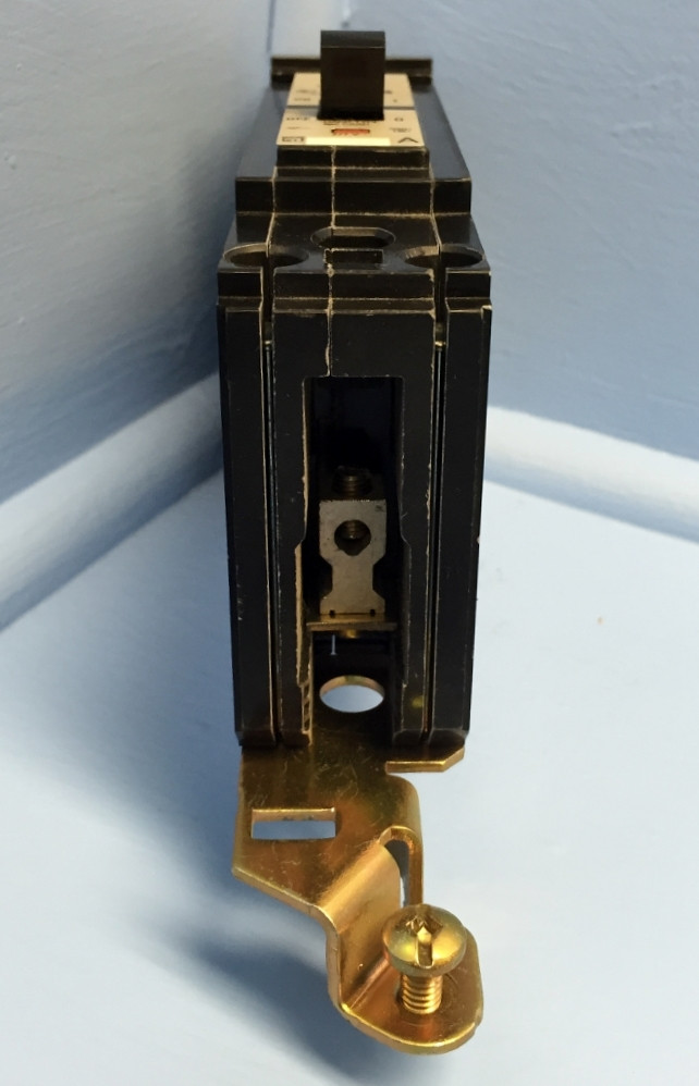 Square D I-Line FDA140201 20A Circuit Breaker 1 Pole YF-6609 277V 20 Amp 1P HACR (EM0663-10)