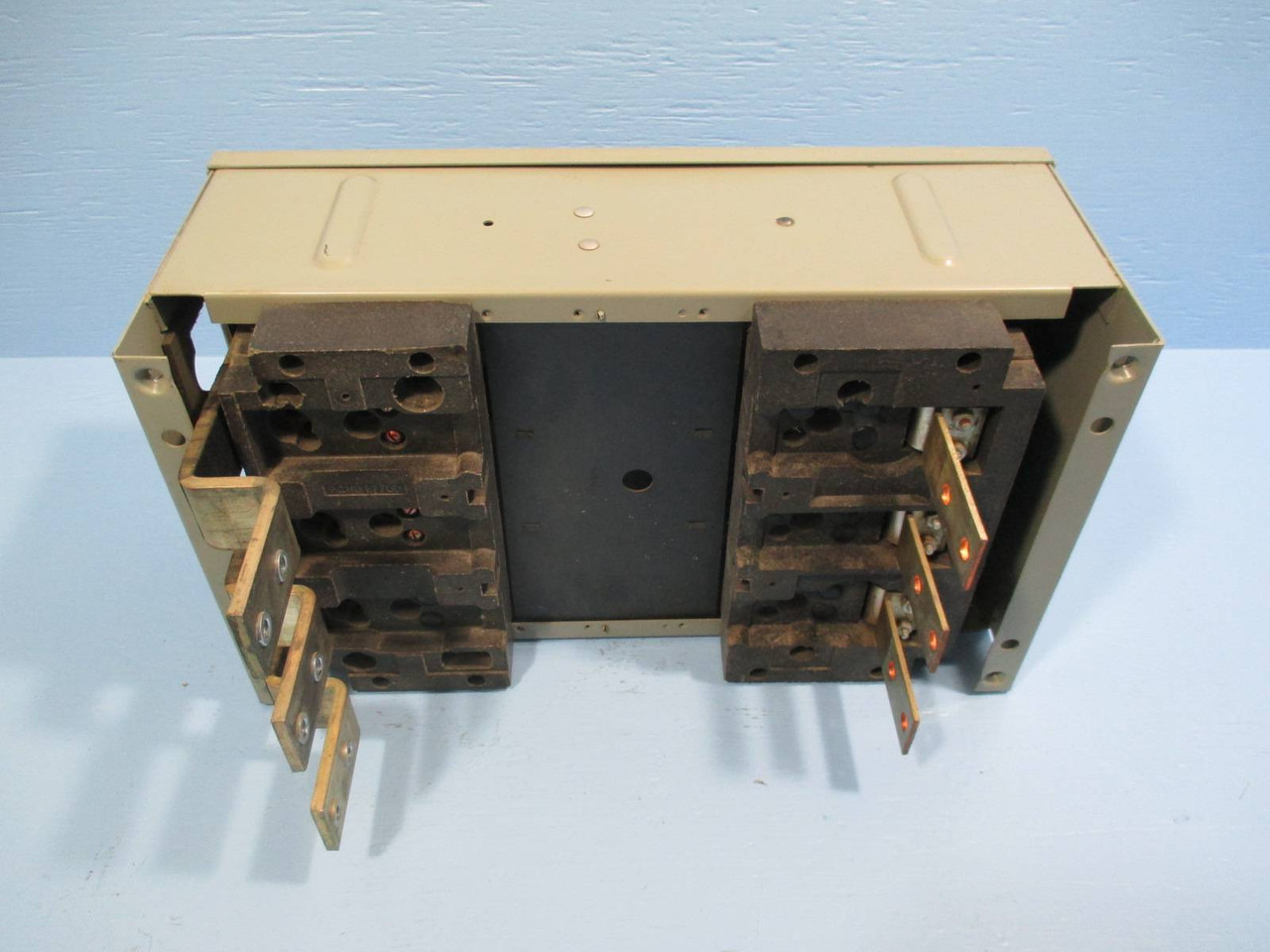 Gould ITE 200 Amp 600V V7F3604MS Fusible Vacu-Break Switch V7F3604 w Hardware (TK0410-1)